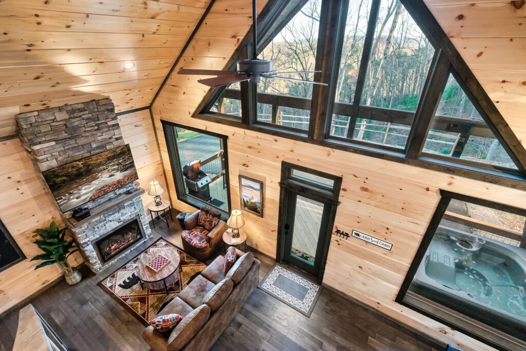 gatlinburg-cabin-tree-top-memories-living-room-fireplace (2)