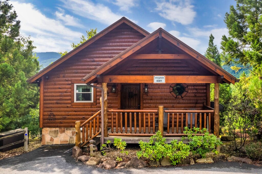 gatlinburg-cabin-unforgettable-exterior (2)