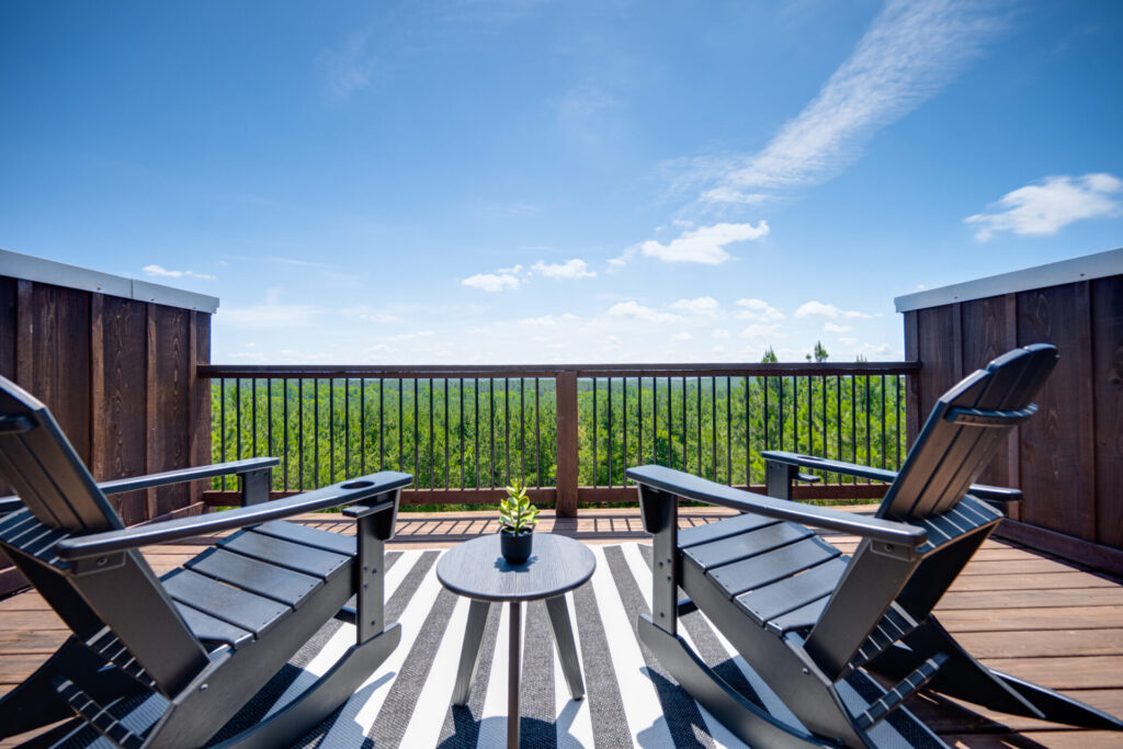sweet-sunrise-broken-bow-cabin-deck-with-forest-views.jpg