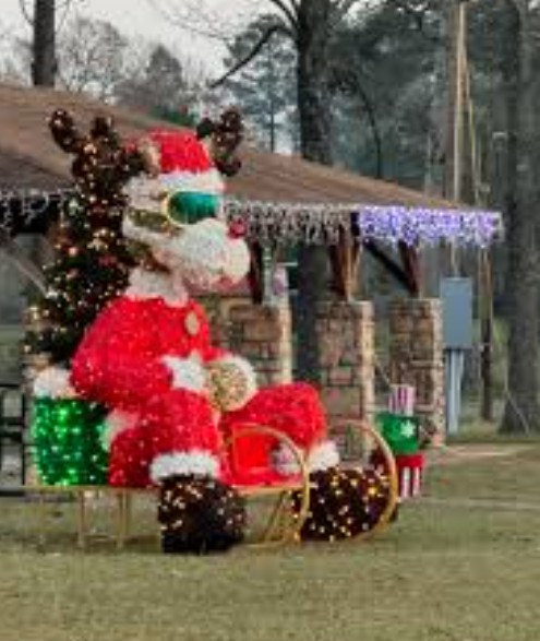 Christmas lights and holiday decorations in Broken Bow, Oklahoma during the holiday season.