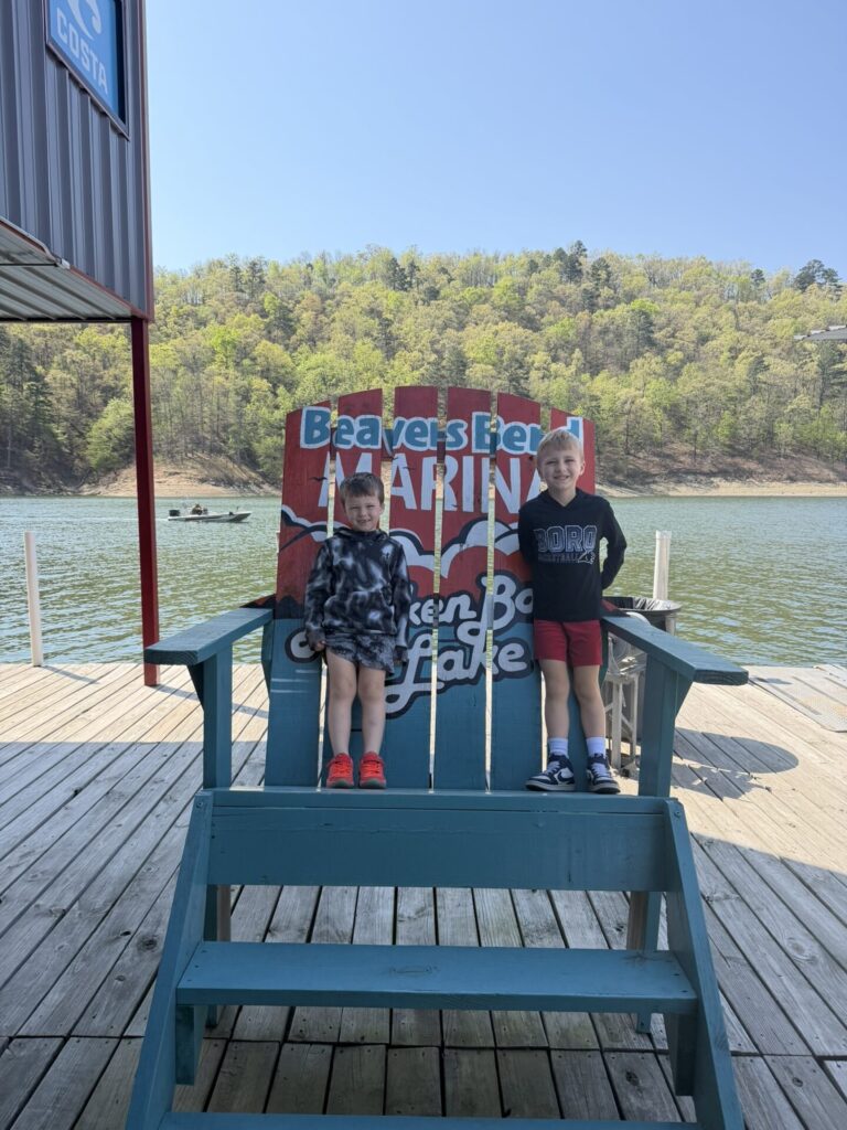 Family visiting Beavers Bend Marina on Broken Bow Lake in Oklahoma.