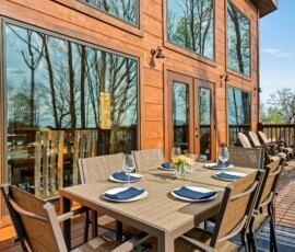 gatlinburg-cabin-mountain-memories-deck (2)