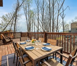 gatlinburg-cabin-mountain-memories-deck (4)