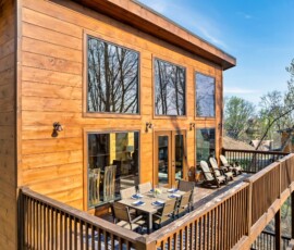 gatlinburg-cabin-mountain-memories-deck (5)