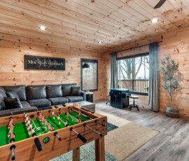 gatlinburg-cabin-mountain-memories-game-room (2)