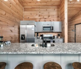 gatlinburg-cabin-mountain-memories-kitchen (1)