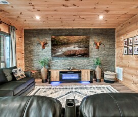 gatlinburg-cabin-mountain-memories-theater-room (3)