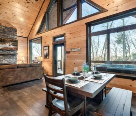 gatlinburg-cabin-tree-top-memories-dinning-table (3)