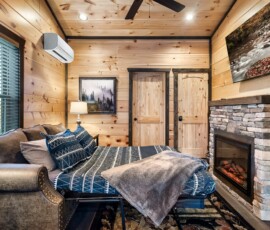 gatlinburg-cabin-tree-top-memories-loft-sleeper-fireplace