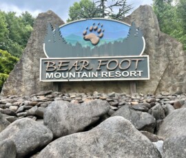 gatlinburg-cabin-unforgettable-smoky-mountain-bearfoot