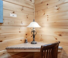 gatlinburg-cabin-unforgettable-work-space