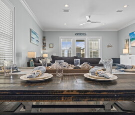 25-gulf-shores-vacation-rental-dining-table-place-settings.jpg