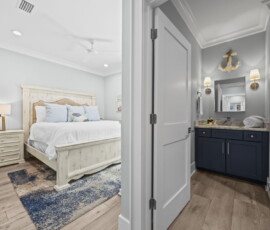 49-gulf-shores-vacation-rental-bedroom-with-bathroom-access.jpg