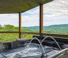 lone-ridge-hot-tub-mountain-views.jpg